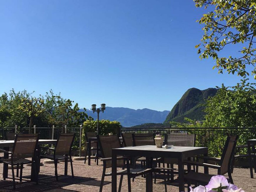 Eppan, Südtirol: Ferienwohnung, Zimmer und Ruhe finden Eppan, Südtirol: Ferienwohnung, Zimmer und Ruhe finden