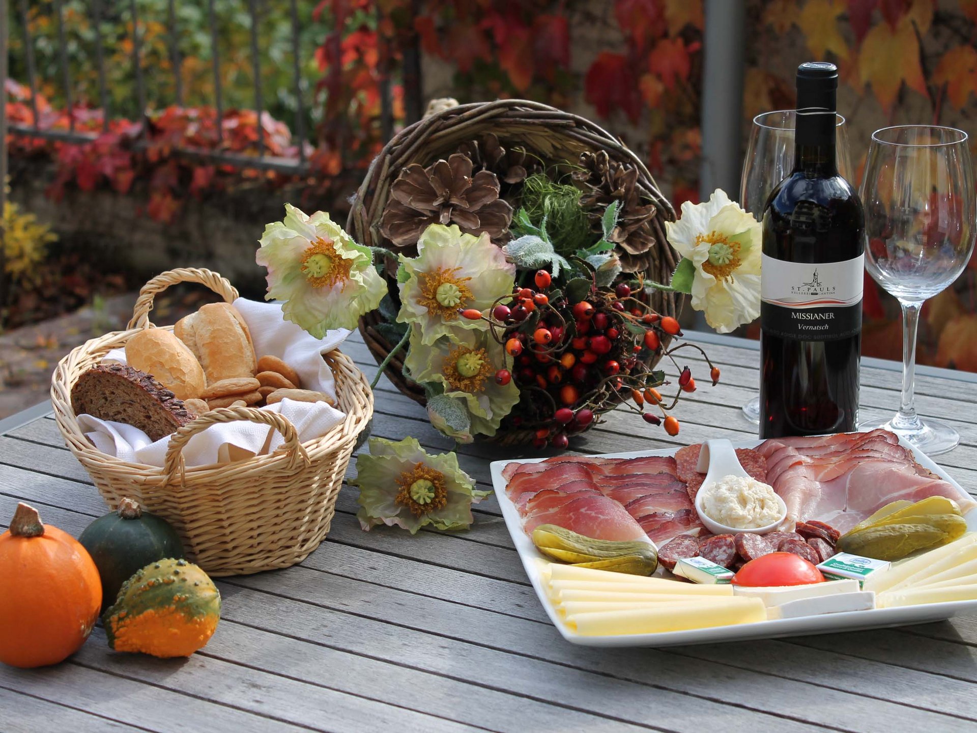 Eppan, Südtirol: Ferienwohnung, Zimmer und Ruhe finden Eppan, Südtirol: Ferienwohnung, Zimmer und Ruhe finden